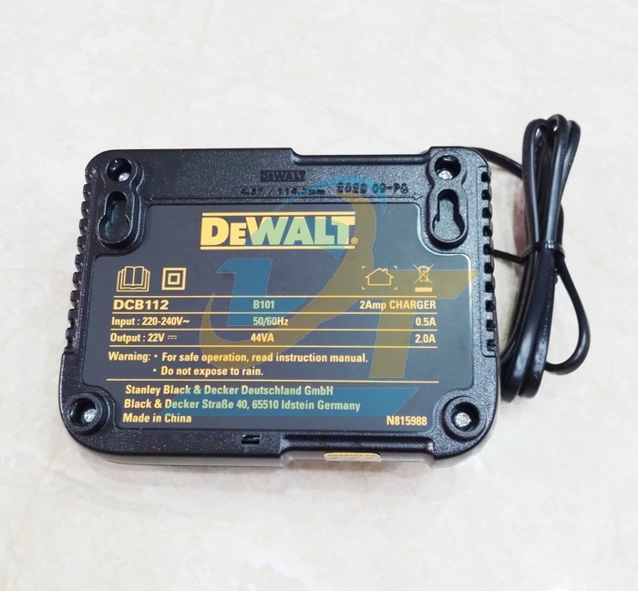Sạc đa năng 10.8V-18V Dewalt DCB112-B1  DEWALT | Giá rẻ nhất - Công Ty TNHH Thương Mại Dịch Vụ Đạt Tâm