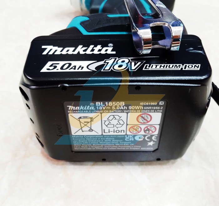 Máy siết bu lông dùng pin 18V Makita DTW300RTJ (Kèm 2 pin 5.0Ah + 1 sạc)  Makita | Giá rẻ nhất - Công Ty TNHH Thương Mại Dịch Vụ Đạt Tâm