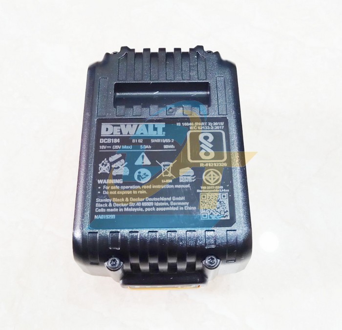 Pin 18V 5.0Ah XR Li-ion Dewalt DCB184-B1  DEWALT | Giá rẻ nhất - Công Ty TNHH Thương Mại Dịch Vụ Đạt Tâm